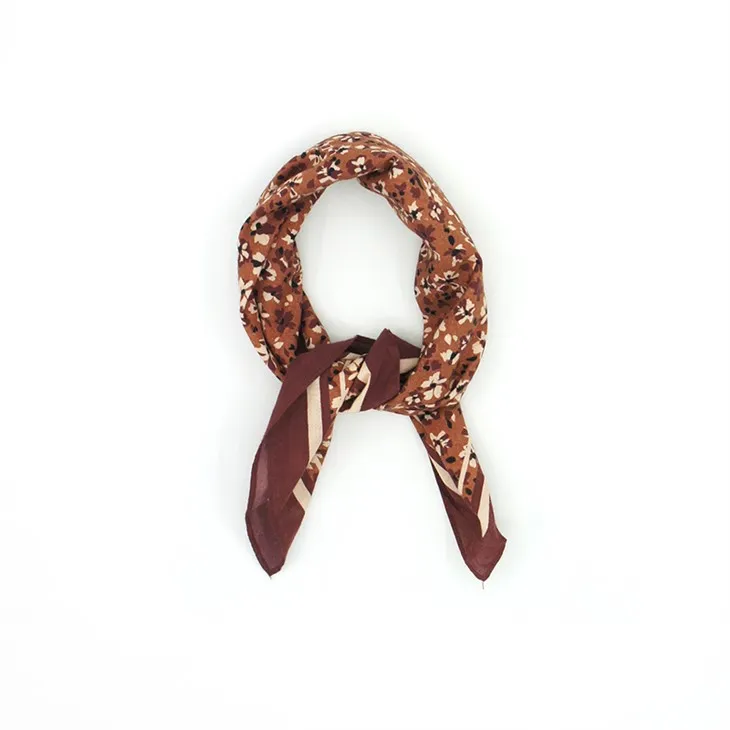 Bombažna cvetlična bandana S124