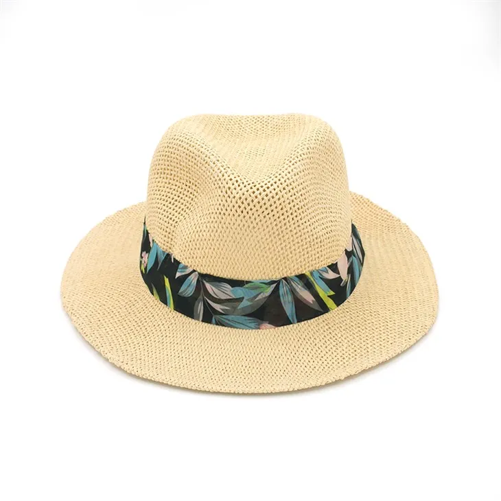 Kvačkani papirnati klobuki