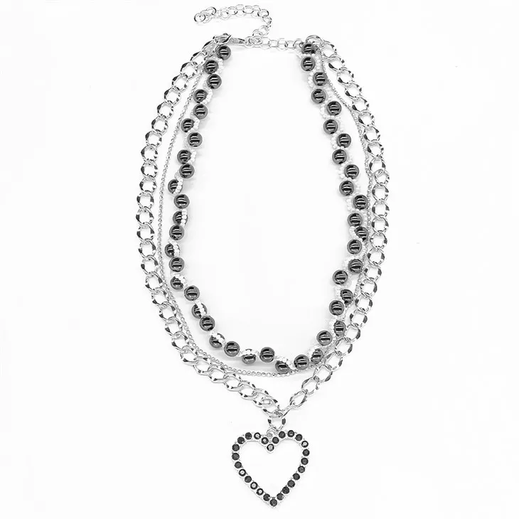 Komplet ogrlice s srcem