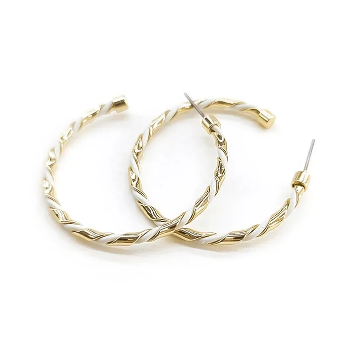 Uhan z zlate teksture