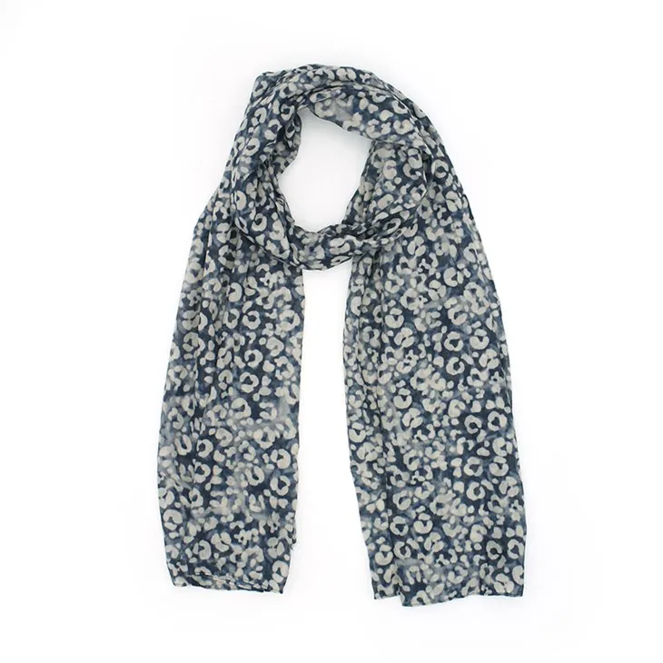 Poliestrski šali za ženske